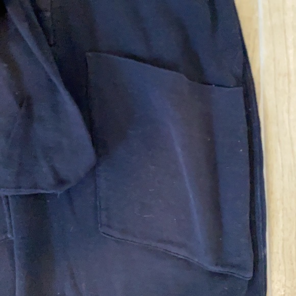 Chanel boutique vintage navy knit cutout dress with pockets - Picture 11 of 13